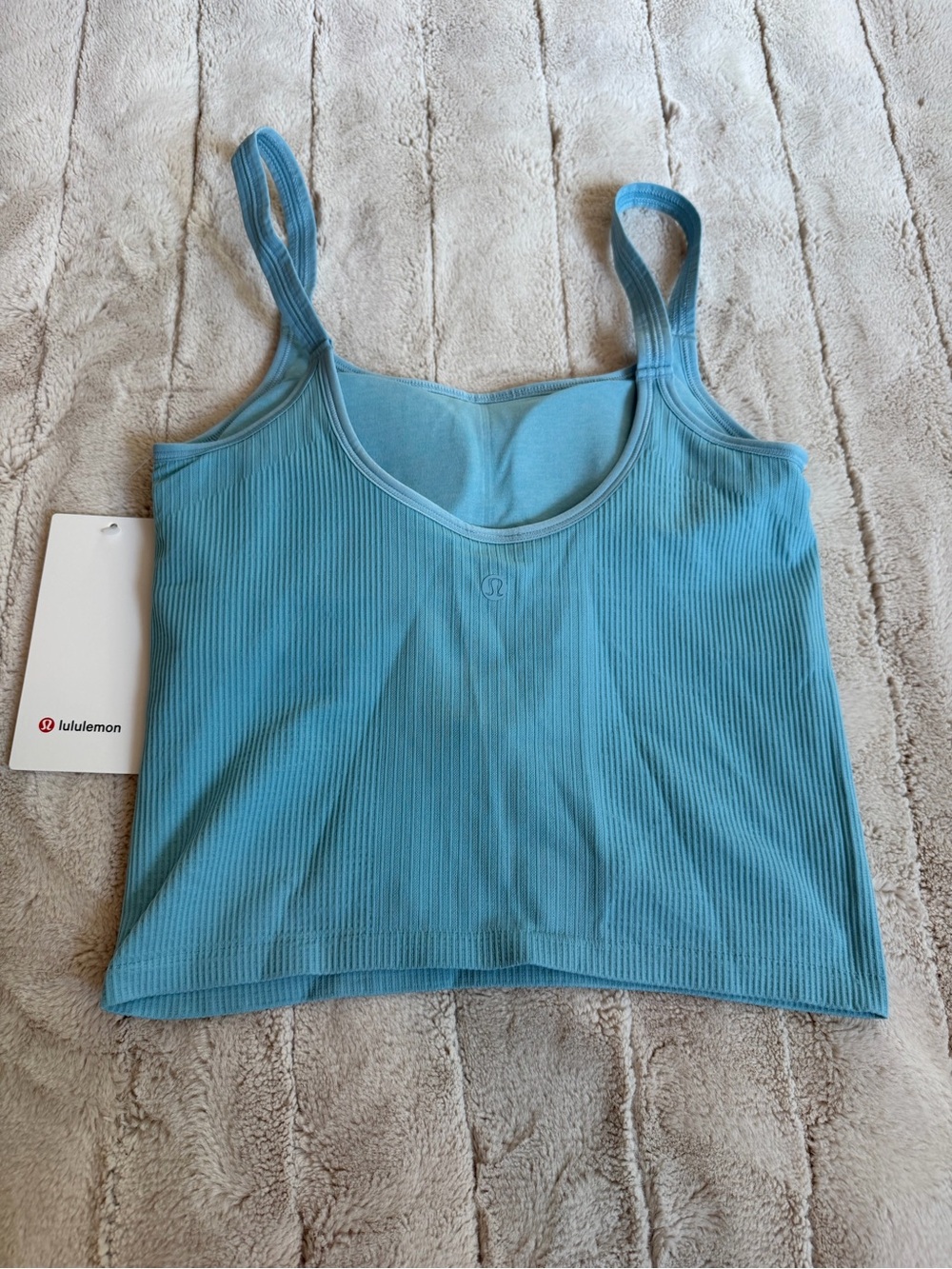 lululemon athletica Ebb to Street Scoop Cropped Tank B/C, Seafoam, Size 8 - Picture 2 of 3